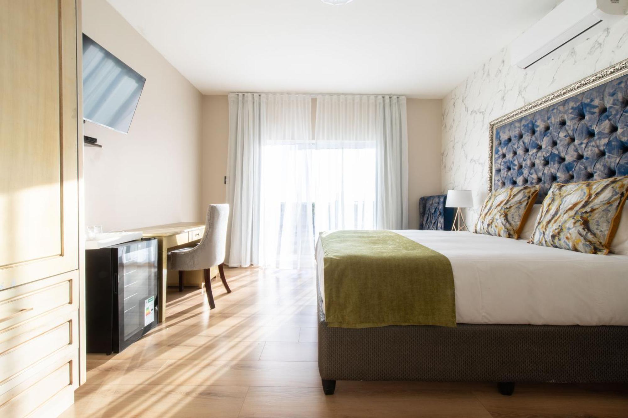 Dolphin Bay Boutique Hotel And Spa Port Elizabeth Esterno foto