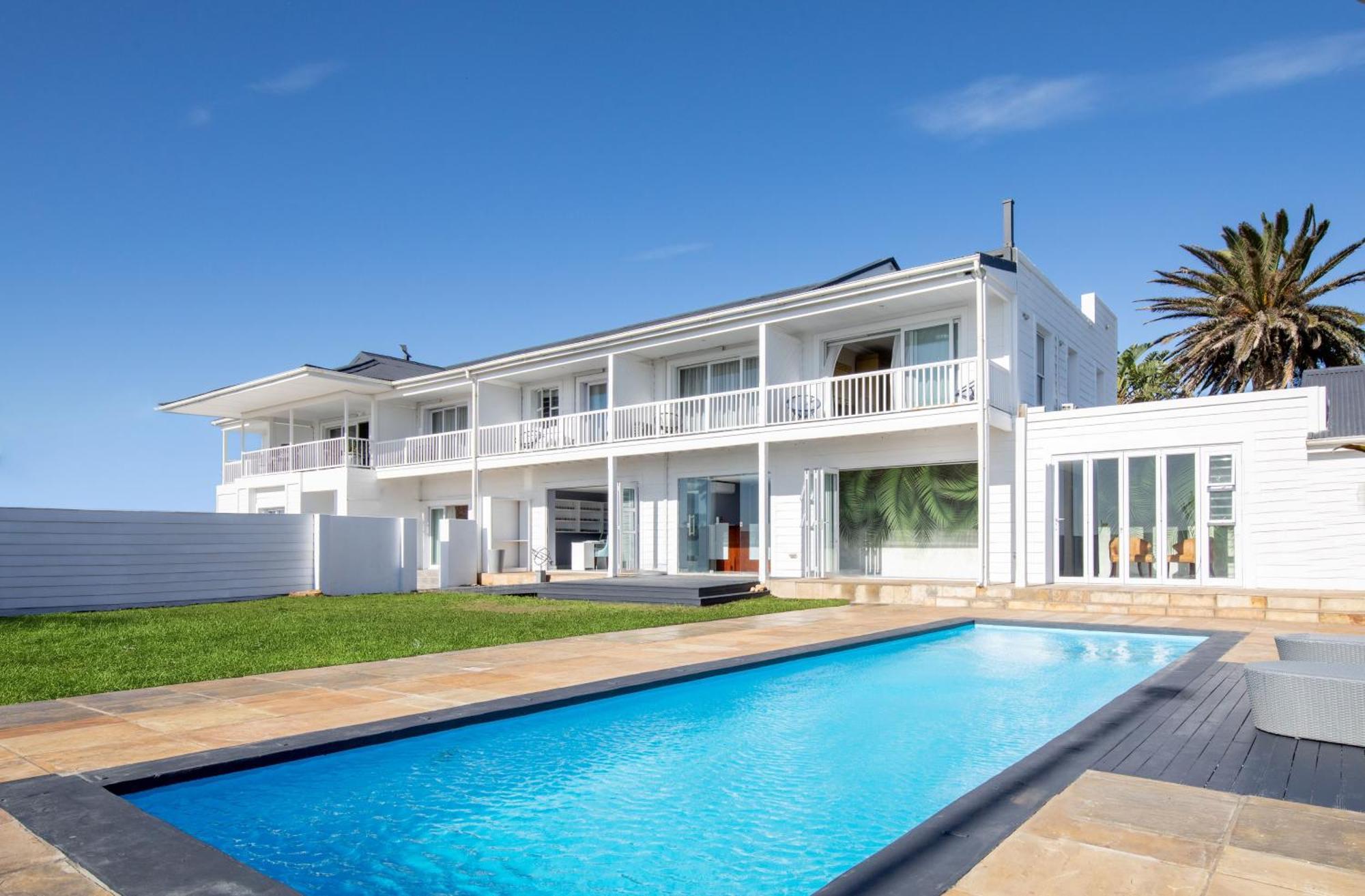 Dolphin Bay Boutique Hotel And Spa Port Elizabeth Esterno foto