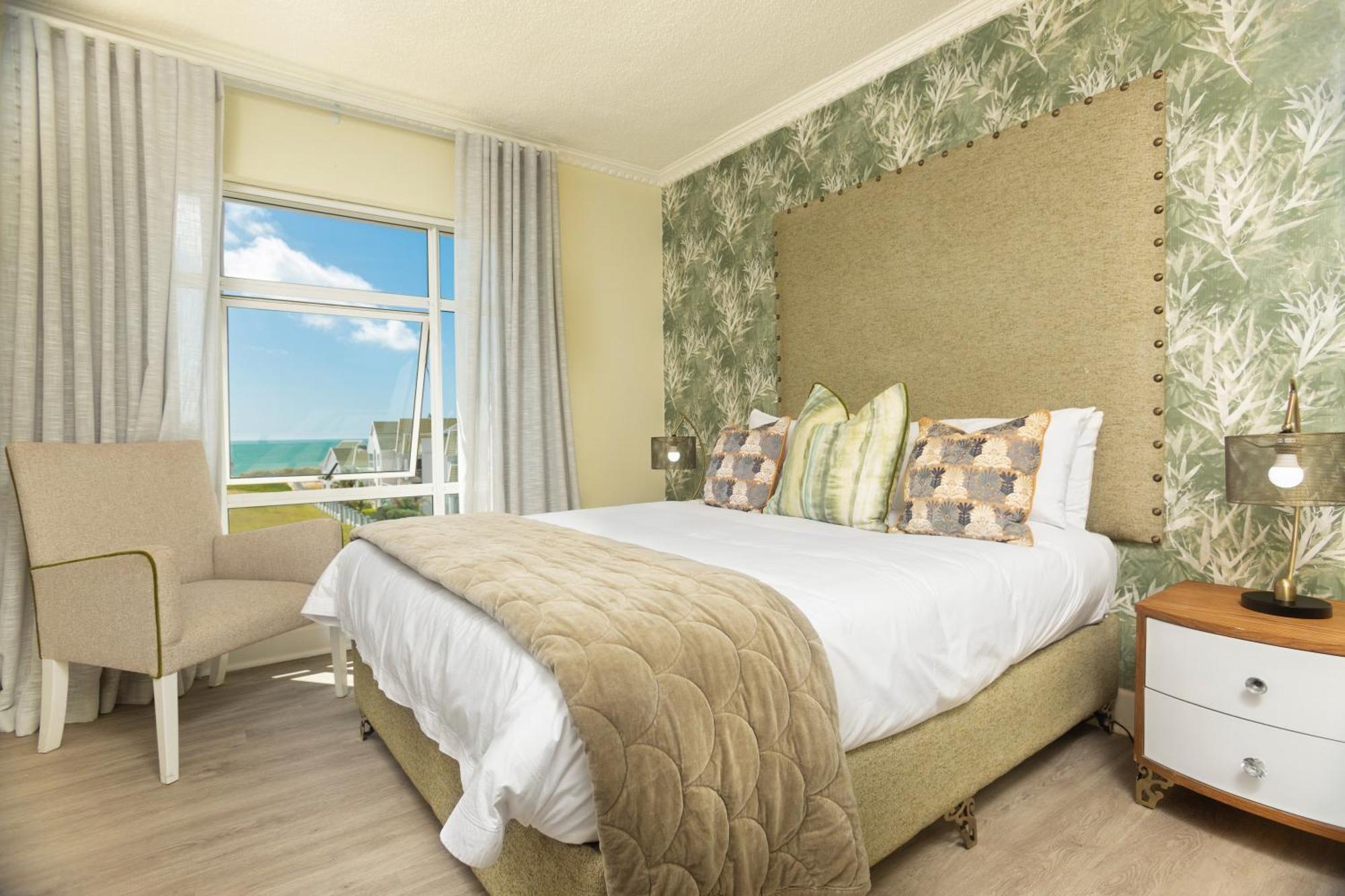 Dolphin Bay Boutique Hotel And Spa Port Elizabeth Esterno foto